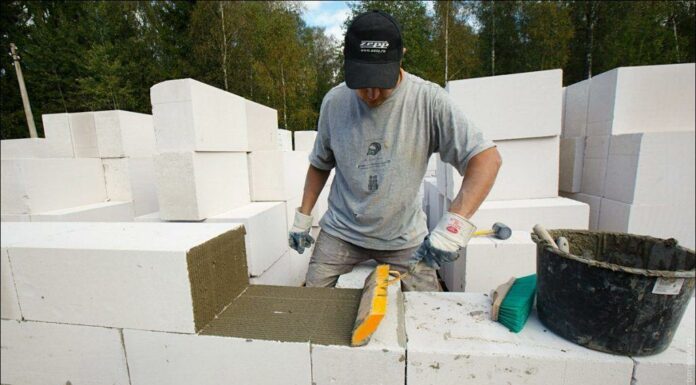 Утеплить дом из пеноблоков