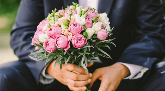 Как выбрать свежий букет цветов