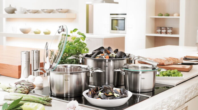 Кухонные кастрюли — основной кухонный инвентарь