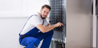 Особенности выбора службы ремонта холодильника