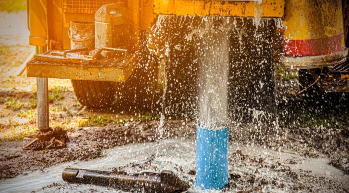 Колодцы и скважины для загородного дома