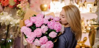 Заказ букетов в России с доставкой в Паттайю