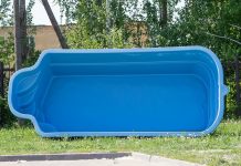 Полиэтиленовые ванны: особенности и плюсы