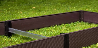 Грядки из ДКП: чем они удобны, из какого сырья сделаны