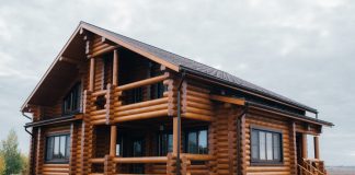 Дом из сруба под ключ: комфорт, стиль и естественность