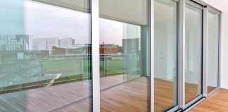 Где заказать недорого раздвижное остекление?