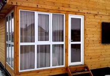 Где заказать недорого пластиковые окна для дачи?