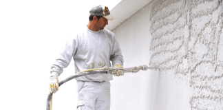 Механизированная штукатурка и шпаклевка стен: особенности