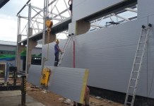 Как надежно закрепить сэндвич-панели: советы