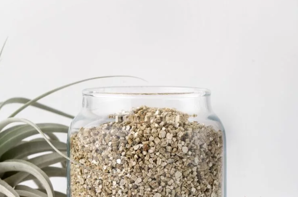 Минерал вермикулит: его использование для почвы