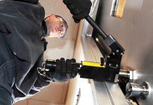 Аварийное вскрытие дверей в Мурманске: какие замки можно вскрыть с помощью профильных специалистов?