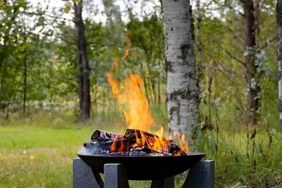 Костровая чаша чугунная: что нужно знать о выборе, использовании и уходе