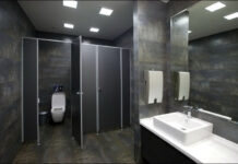 Перегородки для туалетных кабинок: практичное и надежное решение для общественных пространств