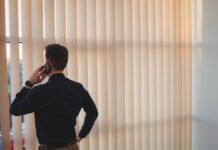 Вертикальные жалюзи: производство и секреты качественных материалов