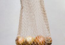 Достоинства сетки для фасовки овощей: сохранение свежести и вентиляция