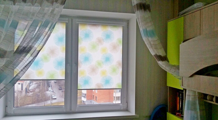 Как выбрать рольшторы для дома: советы по стилю и функциональности