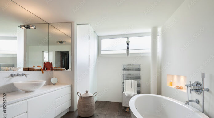 Эргономика и компактность: мебель для маленькой ванной под заказ