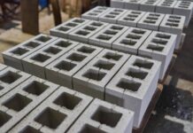 Как выбрать производителя фундаментных блоков в СПб: советы и рекомендации