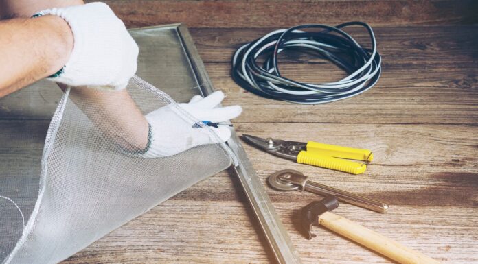 Москитные сетки для окон: виды, особенности и цена изделий