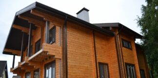 Подготовка деревянного дома к покраске