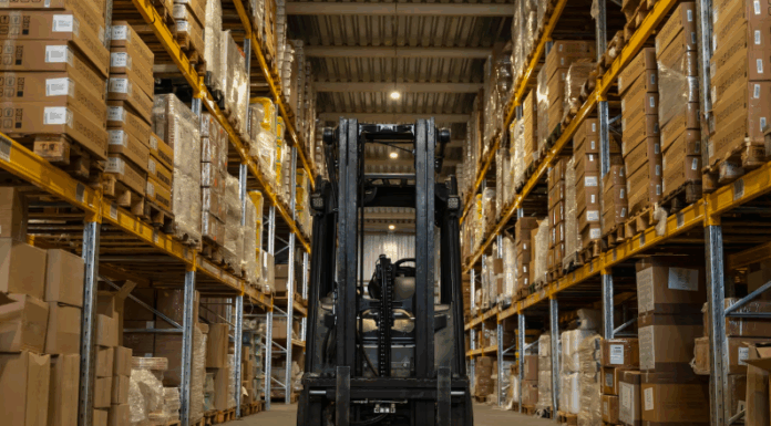 Плюсы и недостатки ответственного складского хранения