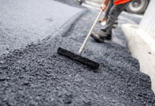 Ямочный ремонт дорог в Санкт-Петербурге: быстрое и эффективное решение проблем покрытия