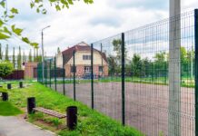 Производство секционных заборов: основные этапы и технологии