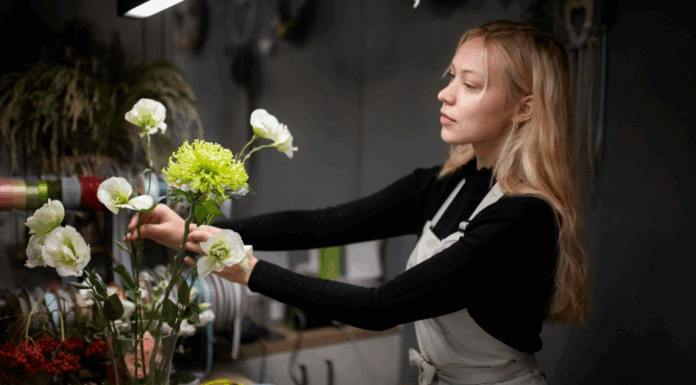 Образование: курсы флористики для начинающих с дипломом и обучение на ветеринара